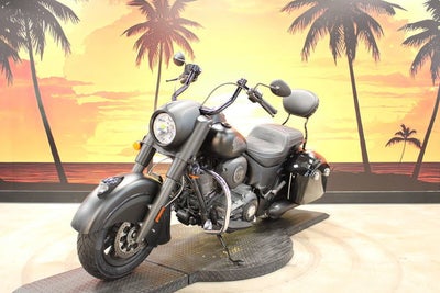 2019 Indian Chief Dark Horse Thunder Black Smoke