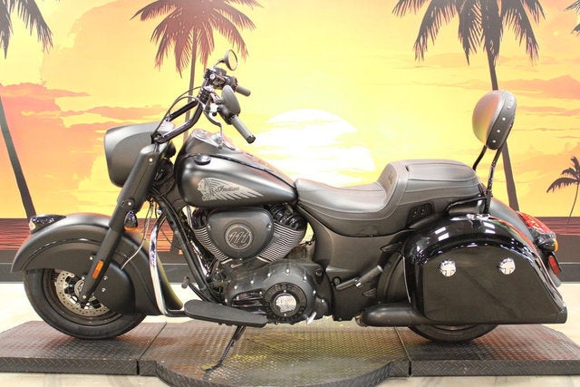 2019 Indian Chief Dark Horse Thunder Black Smoke