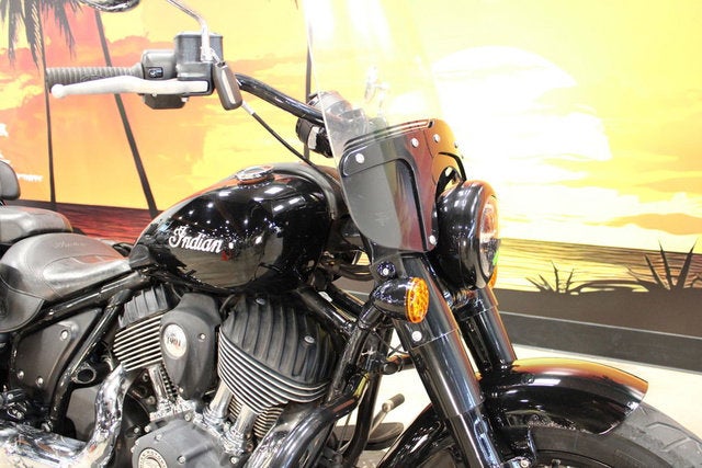 2022 Indian Super Chief ABS Black Metallic