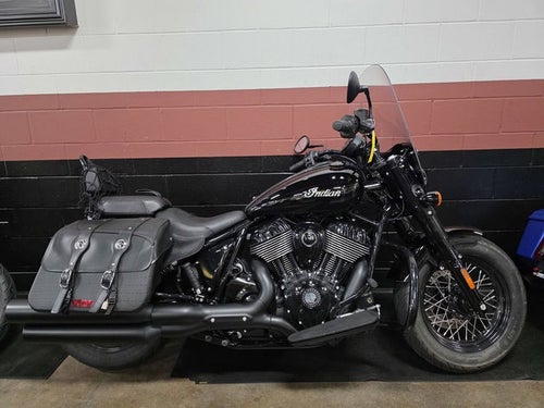 2025 Indian Super Chief Dark Horse Black Metallic Base