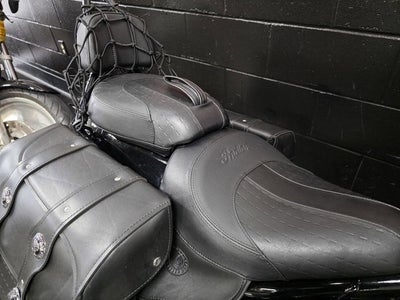 2025 Indian Super Chief Dark Horse Black Metallic Base