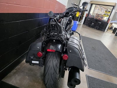2025 Indian Super Chief Dark Horse Black Metallic Base