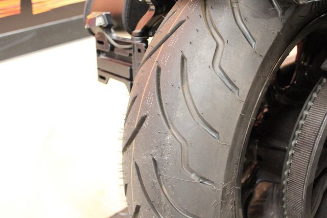 2022 Indian Chief Black Metallic Base