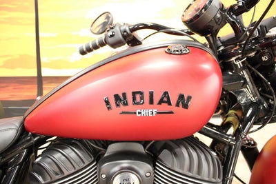 2022 Indian Chief Black Metallic Base