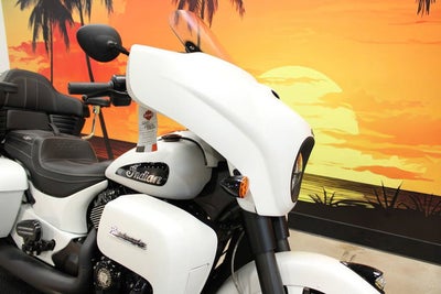 2021 Indian Roadmaster Dark Horse Thunder Black Smoke