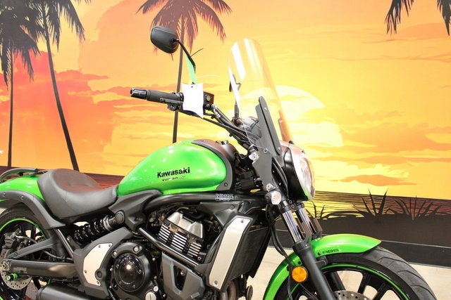 2015 KAWI EN650B Base