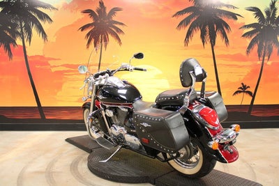 2013 Suzuki VL800 Base