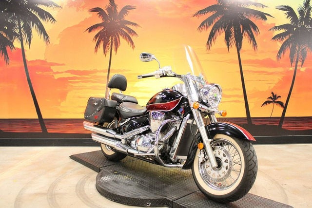 2013 Suzuki VL800 Base