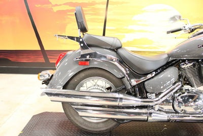 2025 Suzuki Boulevard Base