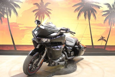 2018 Yamaha Star Eluder Base