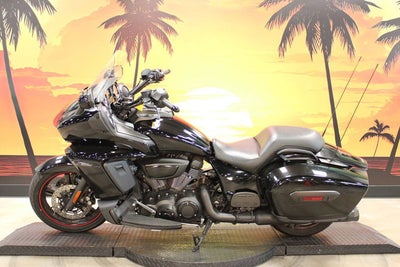 2018 Yamaha Star Eluder Base