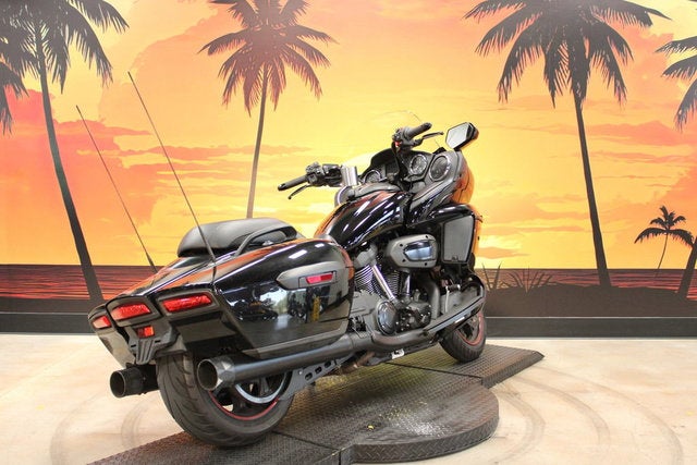 2018 Yamaha Star Eluder Base