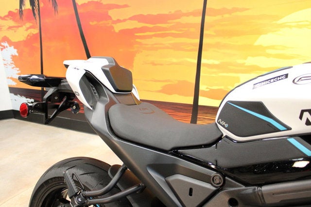 2026 CFMOTO NK Base