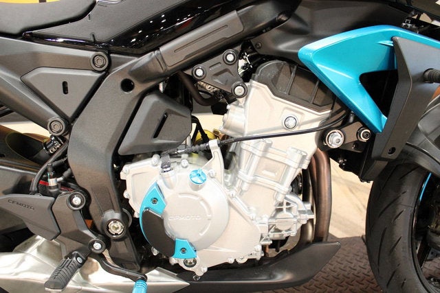 2026 CFMOTO NK Base