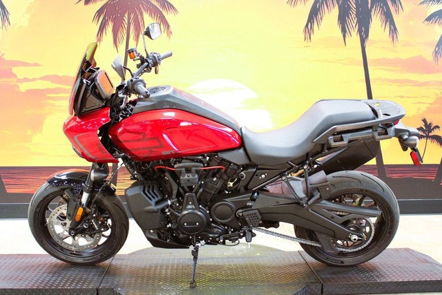 2025 Harley-Davidson RA1250ST - Pan America 1250 ST Base