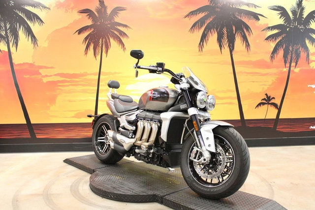 2022 Triumph ROCKET III GT Base
