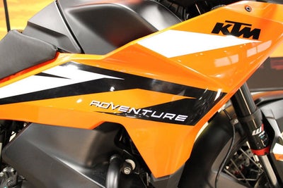 2023 KTM Adventure 890