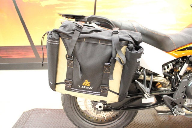 2023 KTM Adventure 890