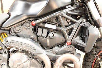 2018 DUCATI M821 Base