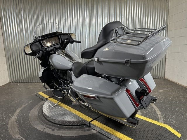 2025 Harley-Davidson® Street Glide Ultra 