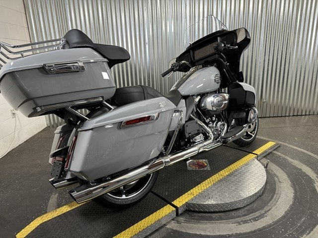 2025 Harley-Davidson® Street Glide Ultra 