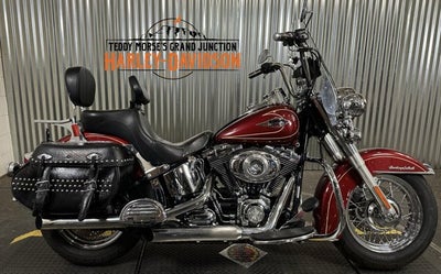 2010 Harley-Davidson® Heritage Softail Classic 