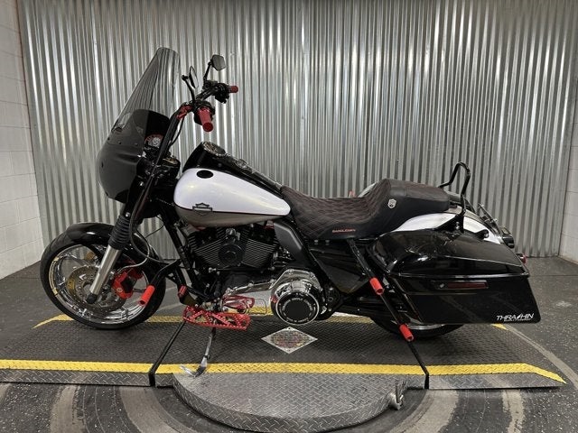 2009 Harley-Davidson® Road King Classic 