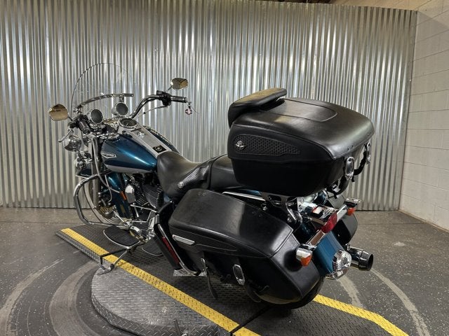 2004 Harley-Davidson® Road King Classic 