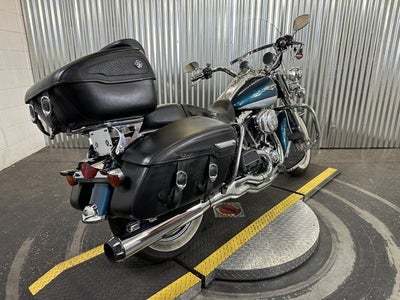 2004 Harley-Davidson® Road King Classic 