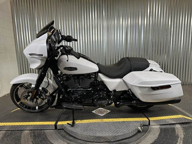 2025 Harley-Davidson® Street Glide 