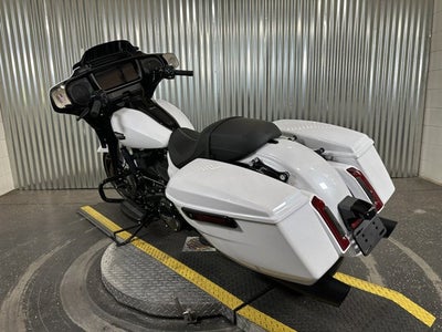 2025 Harley-Davidson® Street Glide 