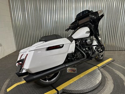 2025 Harley-Davidson® Street Glide 