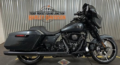 2025 Harley-Davidson® Street Glide 