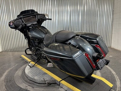 2025 Harley-Davidson® Street Glide 
