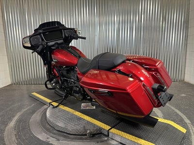 2025 Harley-Davidson® Street Glide 