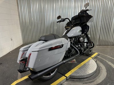 2025 Harley-Davidson® Road Glide 