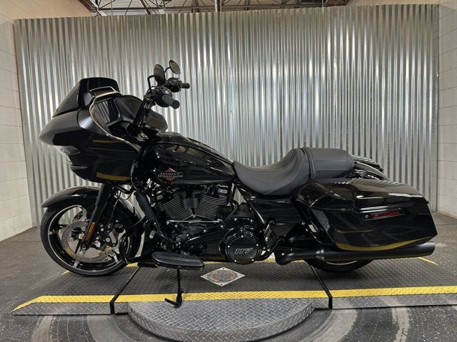 2025 Harley-Davidson® Road Glide 