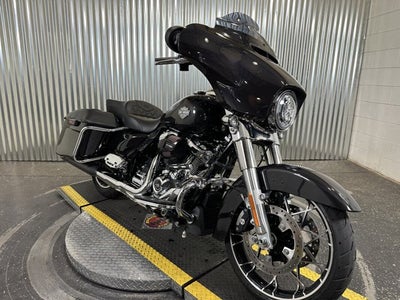 2021 Harley-Davidson® Street Glide Special 