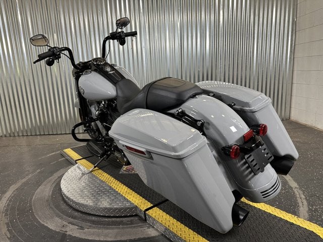 2025 Harley-Davidson® Road King Special 