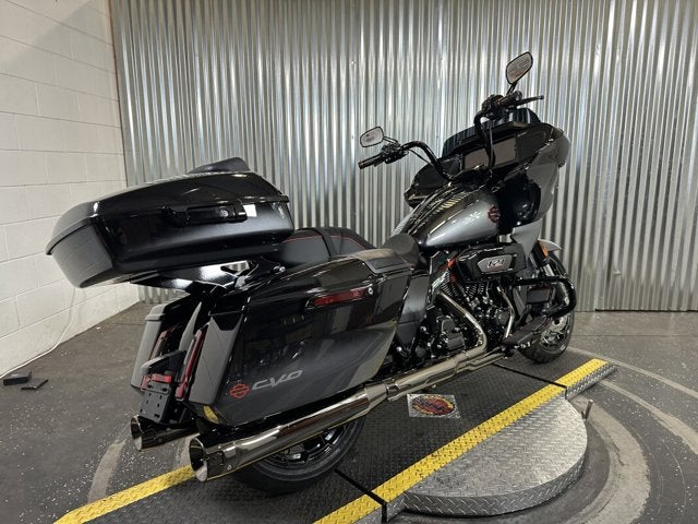 2025 Harley-Davidson® CVO Road Glide 