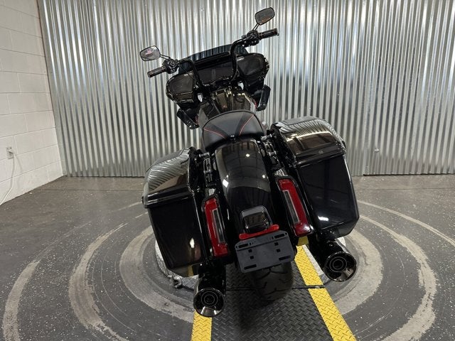 2025 Harley-Davidson® CVO Road Glide 