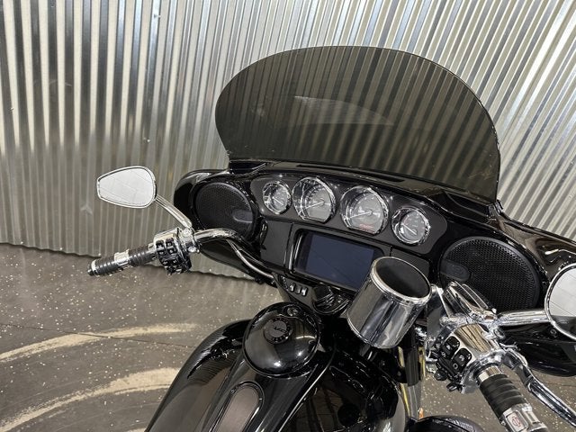 2021 Harley-Davidson® CVO Limited 