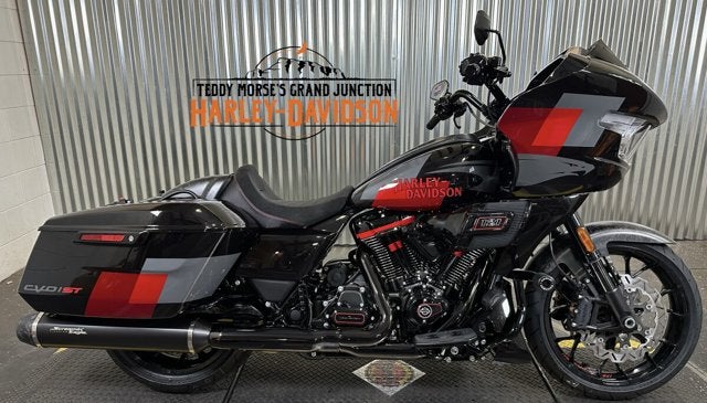 2025 Harley-Davidson® CVO Road Glide ST 