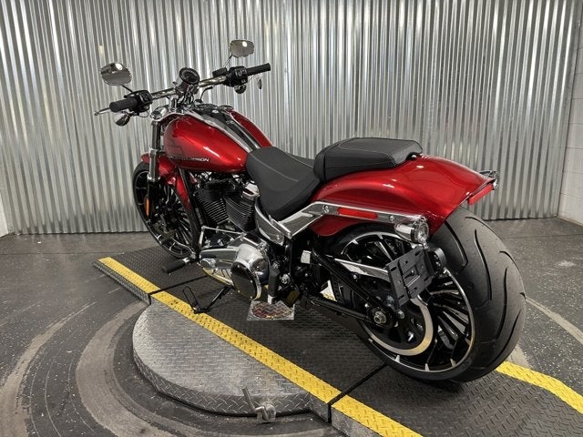 2025 Harley-Davidson® Breakout 