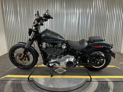 2025 Harley-Davidson® Street Bob 