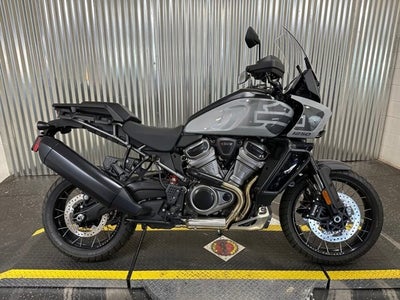 2024 Harley-Davidson® Pan America 1250 Special 