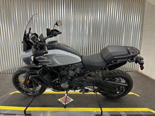 2024 Harley-Davidson® Pan America 1250 Special 
