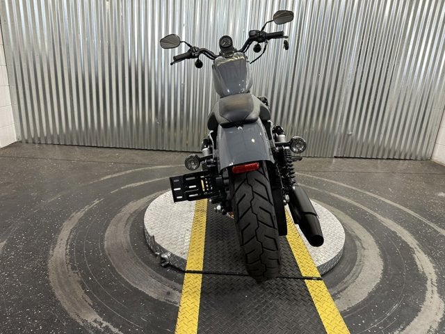 2022 Harley-Davidson® Iron 883 