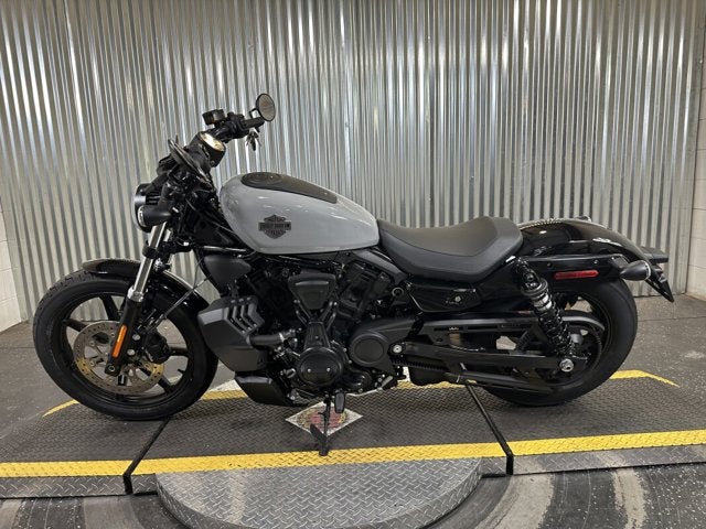2025 Harley-Davidson® Nightster Special 