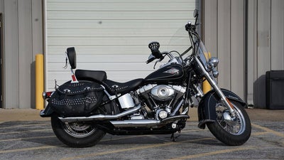 2011 Harley-Davidson Softail FLSTC - Heritage Classic